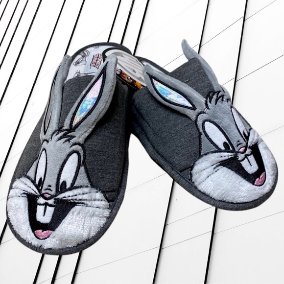 bugs bunny slippers primark